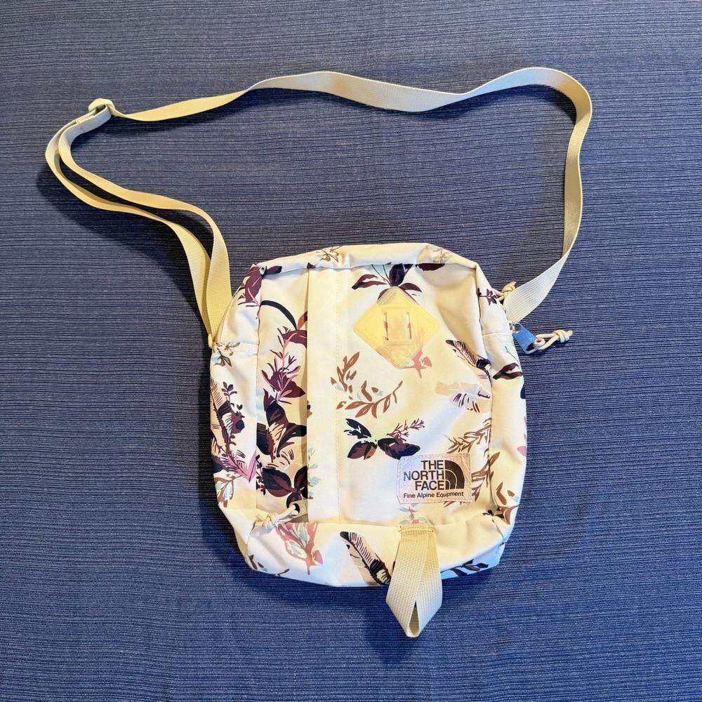 The North Face Bardu II Floral Botanical Crossbody Shoulder Bag Cream Multi